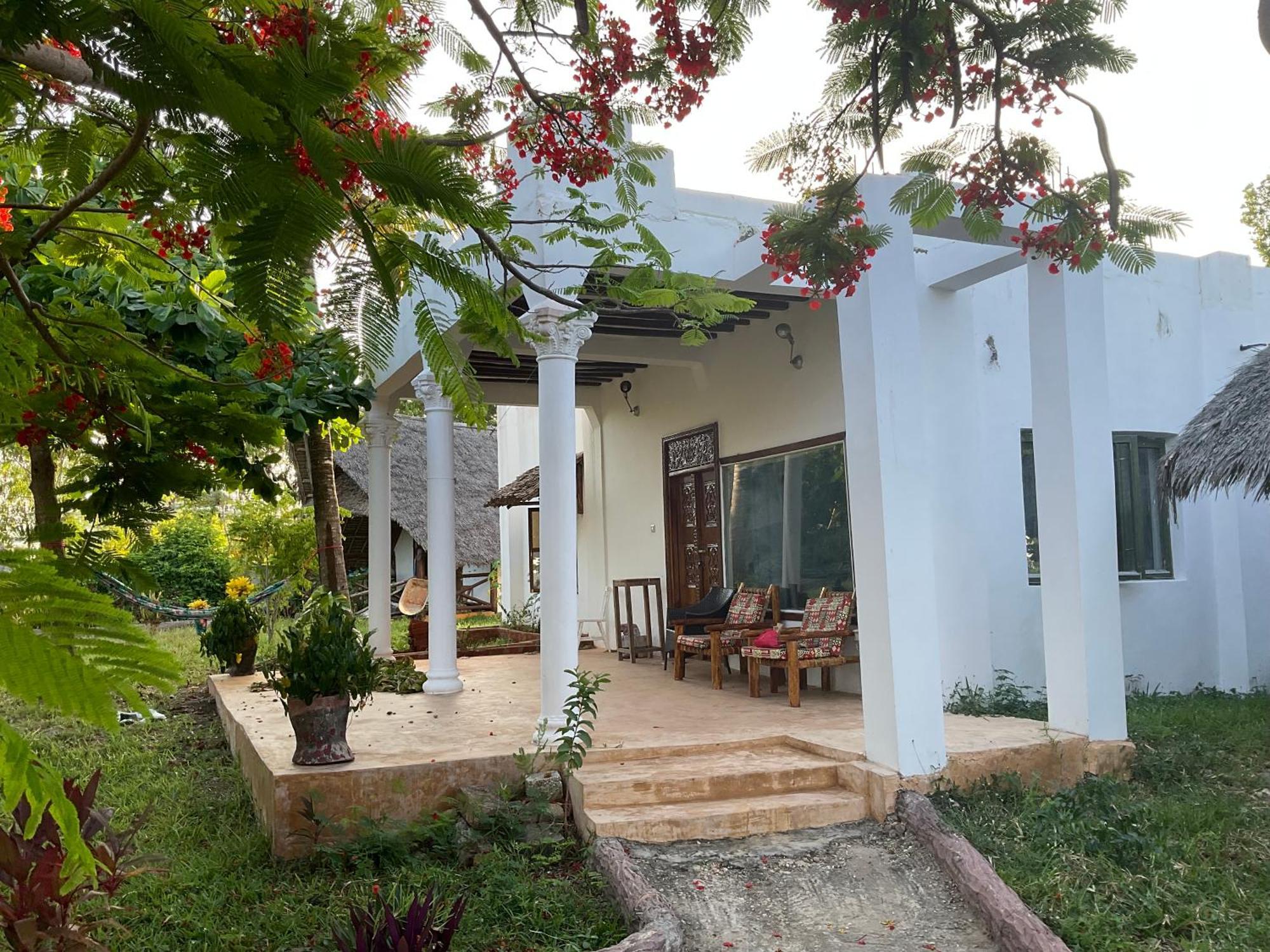 Zanzi Rest Bungalow Nungwi Esterno foto